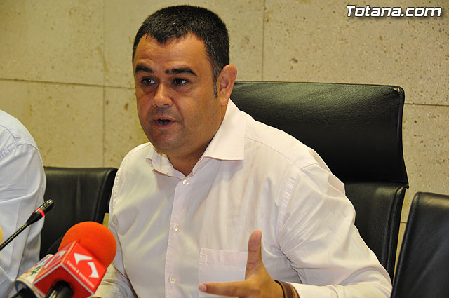 El Alcalde de Totana, José Martínez Andreo