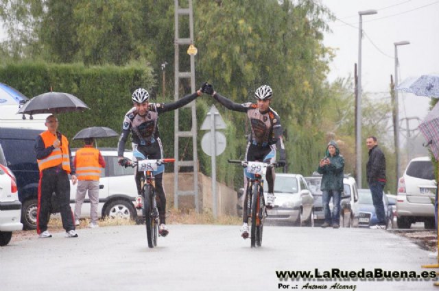 David Valero y Fabian Molina entrando en meta