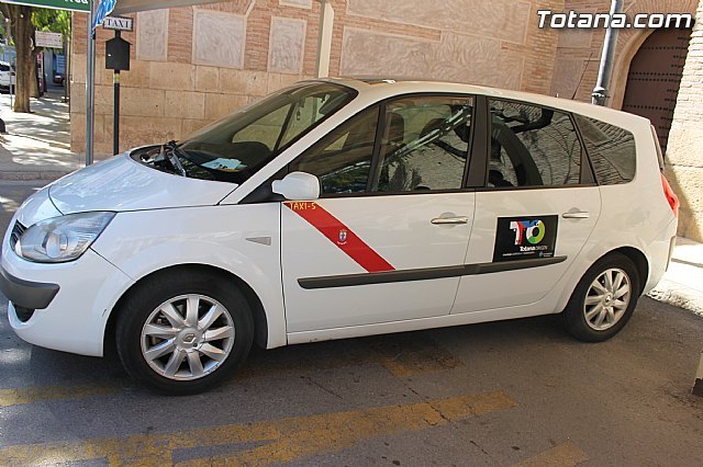 Los taxis de Totana promocionarán en toda la Región de Murcia la marca 'Totana Origen. Calidad Agrícola y Ganadera'