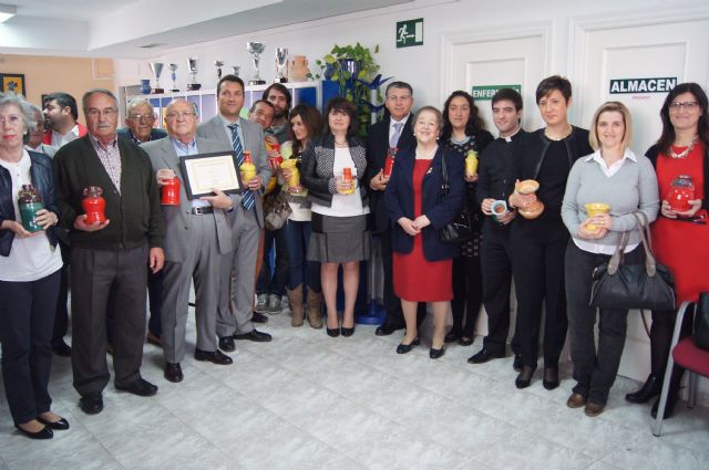 Autoridades municipales asisten al Centro de Día de AFEMTO, con nueva sede en librilla