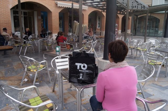 Se aprueba la ampliación del horario de cierre de las terrazas en una hora los días 4 de abril y 1 de mayo