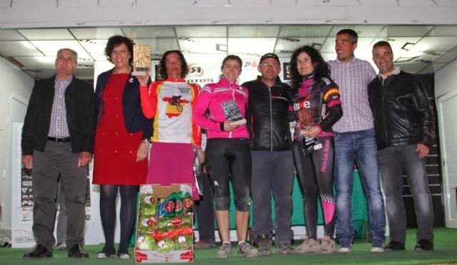 Mica Diaz recogiendo su 3 puesto