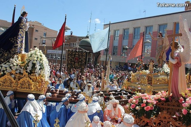 La alcaldesa agradece al conjunto de cofradías y hermandades por la armoniosa celebración de la Semana Santa 2014