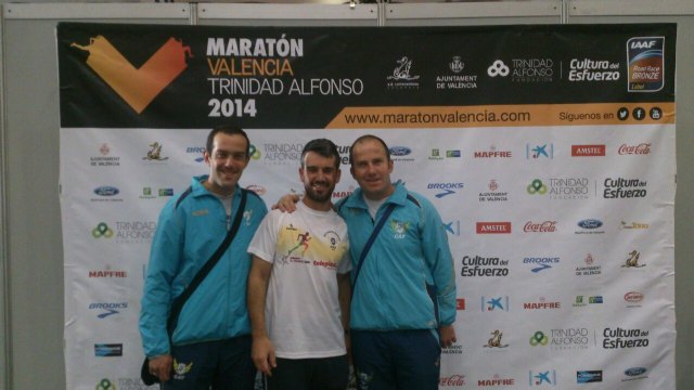 Atletas del Club de atletismo de Totana se han desplazado hasta Valencia