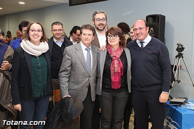 Más de 200 personas arropan a la candidata a la alcaldía del PP