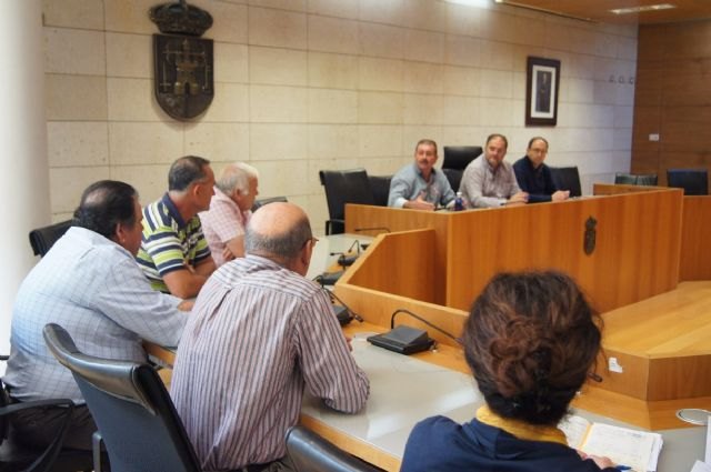 El Gobierno municipal se reúne con la organización agraria COAG-IR