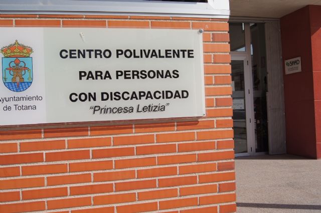 El Ayuntamiento y el IMAS suscriben sendos convenios de colaboración