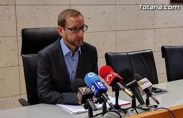 Rueda de prensa del Concejal de Urbanismo sobre novedades en el PGOM de Totana