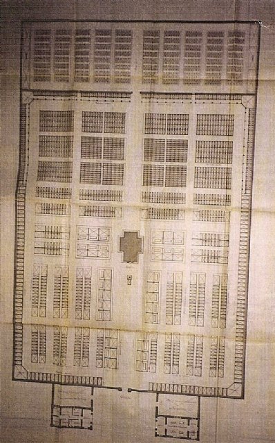 Planta diseñada por Justo Millán Espinosa para el cementerio de Totana. Su propuesta se desarrolla con la idea de dividir el interior en tramos «mediante grandes vías, paseos, sendas y encrucijadas, procurando que esta distribución satisfaga el buen gusto, a la par que a la severidad que debe regir en este género de obras».