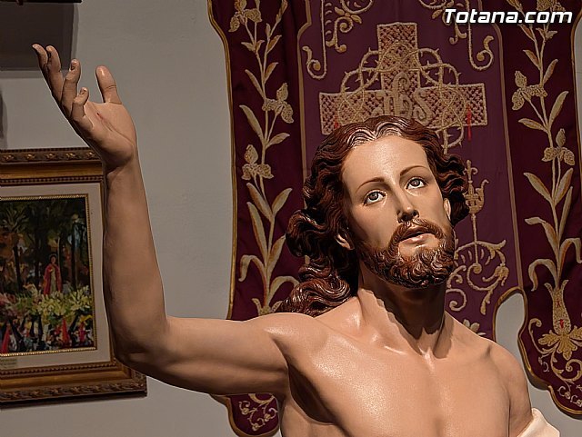 El escultor totanero Alberto Marín realiza la nueva imagen de Jesús Resucitado para la Semana Santa de Alhama