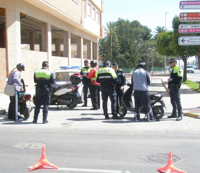 La Concejalía de Tráfico va a incrementar el control y vigilancia sobre vehículos que sobrepasen los límites de ruido permitidos con el fin de reducir los niveles de contaminación acústica