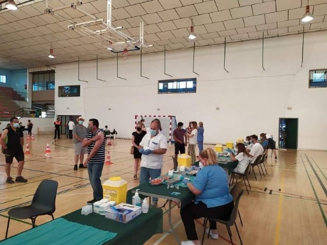 Este jueves 4 de noviembre hay jornada de vacunación masiva para inoculación de la tercera dosis del COVID-19 y gripe