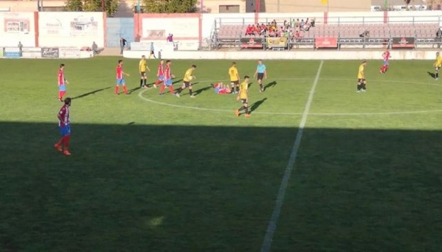 Se retoma el uso del estadio municipal “Juan Cayuela” tras los trabajos de resiembra del césped acometidos el pasado mes de noviembre