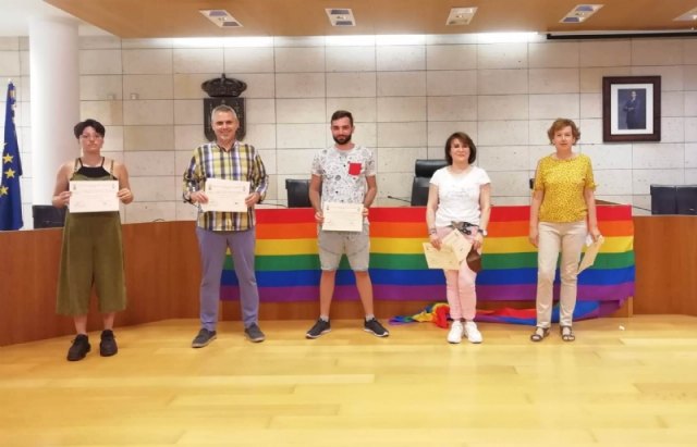 Entregan los premios del I Concurso de Poesía, Relato Breve y Cómic organizado por la Concejalía de Igualdad con motivo del Día del Orgullo LGTBI