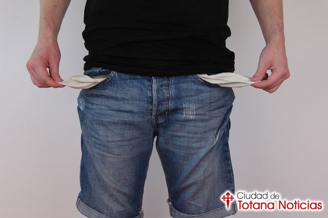 Los gastos de los murcianos crecen un 7,4% en julio y un 3% en agosto