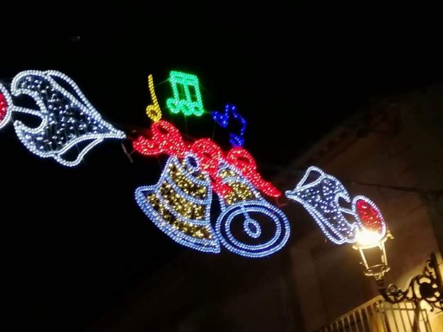 Se inicia el procedimiento para contratar los servicios de diseño, instalación, mantenimiento y desmontaje de la iluminación para las fiestas de diciembre y enero
