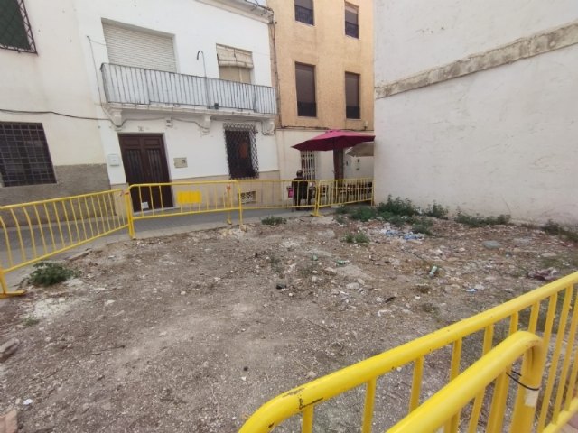 Adjudicadas las obras de acondicionamiento del solar ubicado en la calle San Antonio, que se destinará a aparcamiento disuasorio