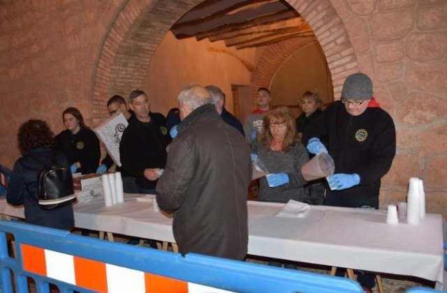 Se acuerda suscribir el convenio con la Hdad. Beso de Judas para organizar la tradicional chocolatada popular en La Santa previa a la romería del 8 de diciembre