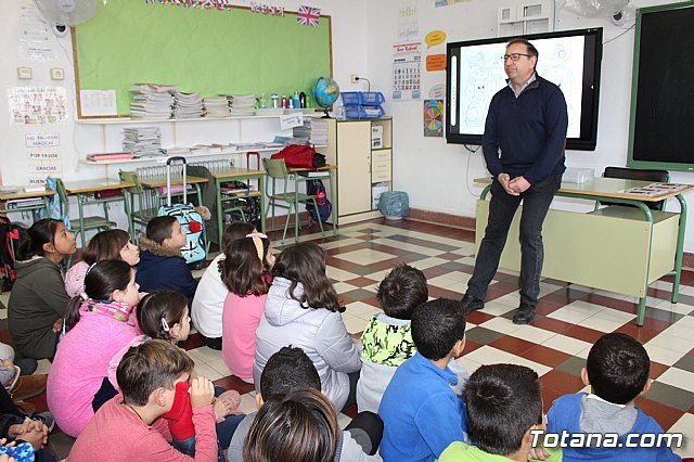 El CEIP Santa Eulalia celebra del Día de la Constitución