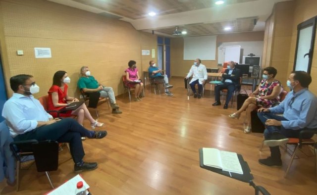 El alcalde participa en una reunión para analizar el déficit de facultativos y la calidad asistencial en el Área 3 de Lorca