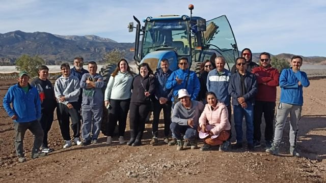 Coag- Totana finaliza con un gran éxito el curso de prevención de riesgos laborales: manejo seguro tractor