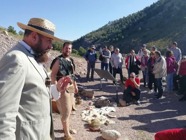 Se prorrogan tres meses más, durante este verano, el contrato de gestión de actividades de promoción en el yacimiento argárico La Bastida