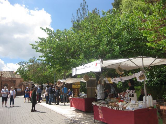 El día 1 de octubre se retoma la temporada del tradicional Mercadillo Artesano de La Santa