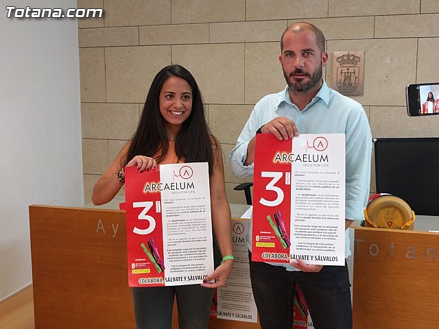 Los clubes y asociaciones deportivas se encargarán de la venta de pulseras para financiar desfibriladores en las instalaciones públicas de Totana