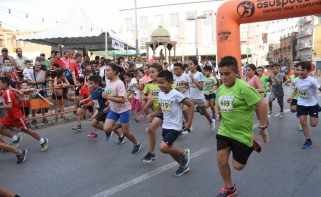 Estos son los cortes de vía urbana y zonas de estacionamiento prohibido con motivo de la Carrera Popular 5 K “Fiestas de Santiago”, que tendrá lugar mañana