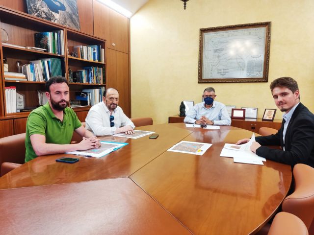 El presidente de la CHS mantiene una reunión con el alcalde y la Comunidad de Regantes de Totana
