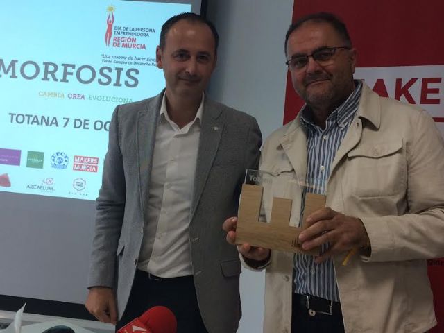 Totana recibe del INFO el galardón 'Municipio Emprendedor´2015 en el marco de unas jornadas de emprendimiento y aplicaciones empresariales de la impresión 3D