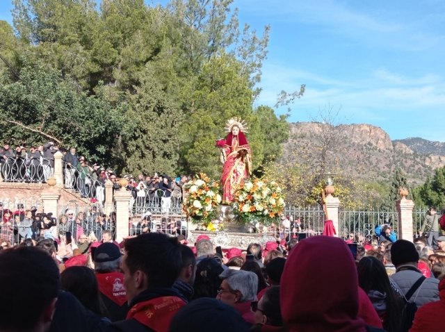 Santa Eulalia regresa a su ermita en Sierra Espuña acompañada por más de 9.000 personas en una hermosa jornada festiva y de hermandad