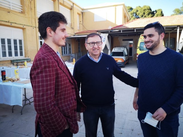 Se organiza una merienda de convivencia para acoger a la comunidad ucraniana en el municipio