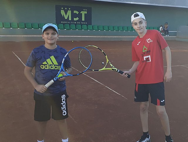 Finaliza el Circuito de Tenis Base Iniciatenis con 5 finalistas totaneros en el podium
