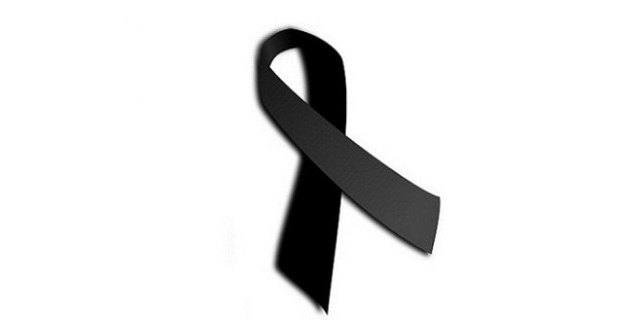 Relojes quietos, voces rotas