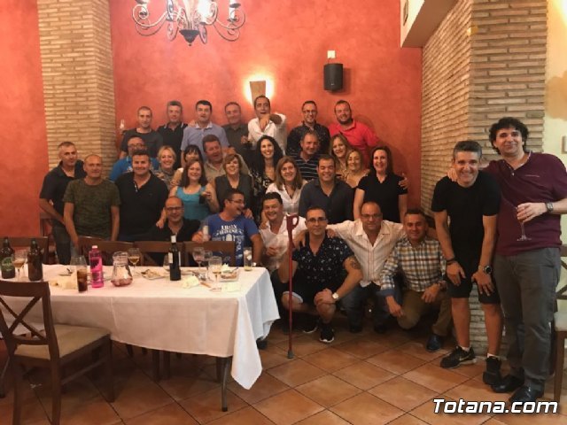 Antiguos alumnos del colegio Santa Eulalia se reencuentran después de 30 años