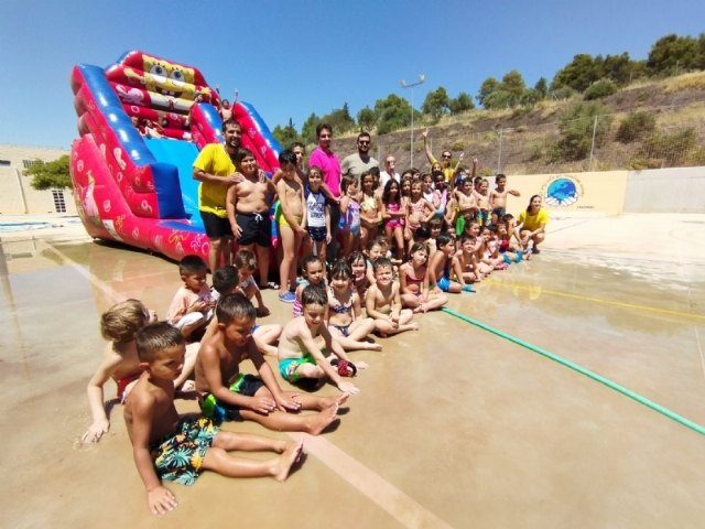 Un total de 210 niños asistirán este año a las Escuelas de Verano que organiza el Colectivo para la Promoción Social “El Candil”