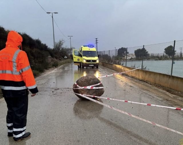 La Policía Local realiza una serie de recomendaciones a la ciudadanía ante el episodio continuado de lluvias torrenciales previsto para mañana