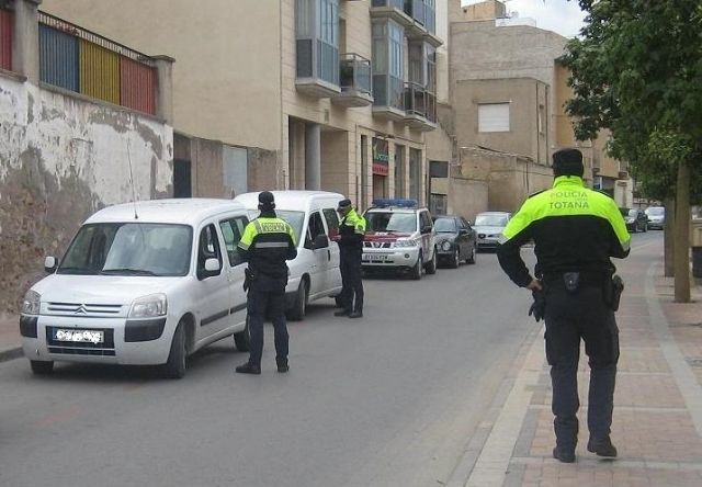 La Policía Local se adhiere a la campaña especial de la DGT de vigilancia y control del cinturón de seguridad y de sistemas de retención infantil, del 10 al 16 de marzo