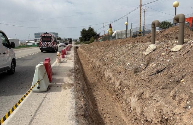 Comienzan las obras de mejora del drenaje longitudinal de la carretera N-340 a la altura de “La Granja”