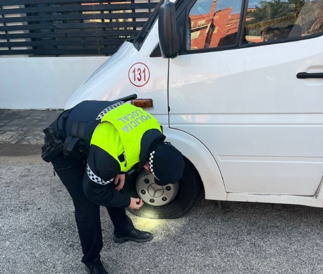 La Policía Local se adhiere a la campaña especial de control de furgonetas promovida por la DGT, que tiene lugar del 24 al 30 de noviembre