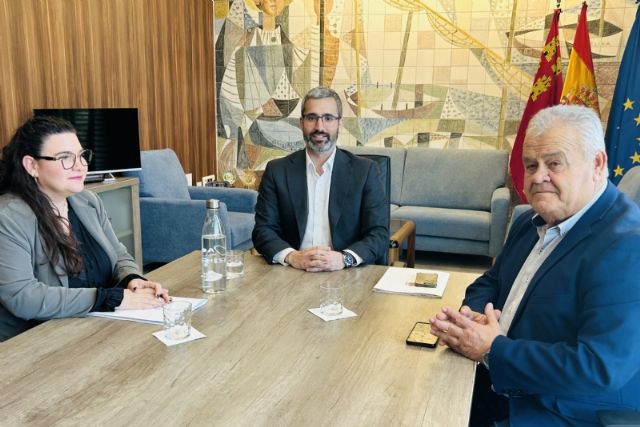 El alcalde traslada al delegado del Gobierno las reivindicaciones vecinales del terraplén T4 del trazado del AVE a su paso por la zona de Los Sifones