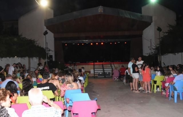 Totana recupera el Cine de Verano en el auditorio municipal tras una década sin proyecciones