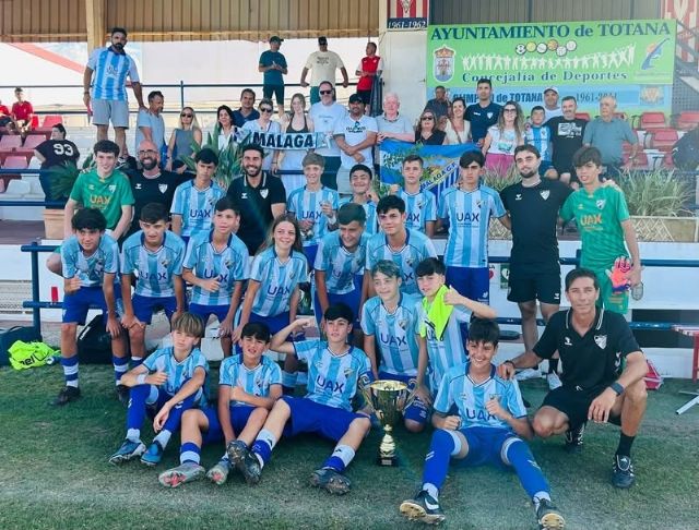 El Málaga CF se programa campeón del Torneo de Fútbol Infantil 'Ciudad de Totana' tras vencer al Real Murcia