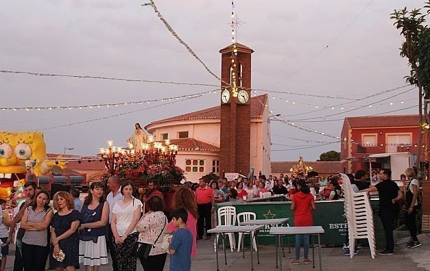La Policía Local cortará la carretera RM-E27, travesía de El Paretón, el próximo domingo, al menos durante una hora, coincidiendo con la procesión de las fiestas de Las Lomas de la Cruz