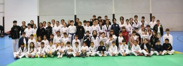 Entrenamiento interclub de combate. Club Taekwondo Totana