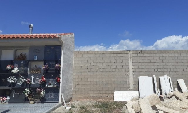 Se adjudica la construcción de 40 nuevos nichos en el Cementerio Municipal “Nuestra Señora del Carmen”, que permitirán ampliar el camposanto