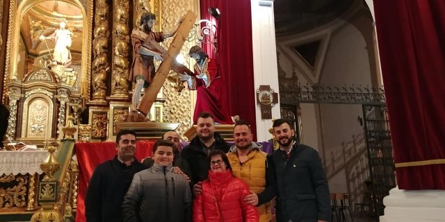 La eucaristía de presentación de la nueva Junta Directiva de la Cofradía del Santísimo Cristo de la Caída y Elevación de la Cruz tuvo lugar el pasado domingo 13 de enero