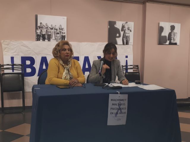 Arranca el programa de actividades organizado en Totana para conmemorar el Día Internacional contra la Violencia de Género