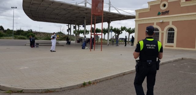 La Consejería de Salud traslada ya a vecinos de Totana que habían mantenido contacto con los contagiados en el rebrote por COVID-19 registrado esta semana para garantizar su aislamiento